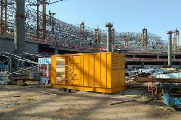 柳河发电机出租如何判断空气滤清器是否需要更换？